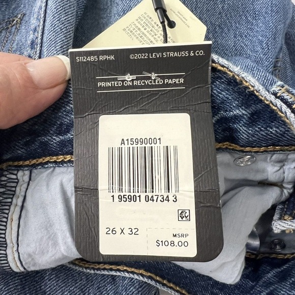 NEW Levi's Women High Rise Loose Flare Leg Blue Jeans Size 26 X 32 - Picture 16 of 16